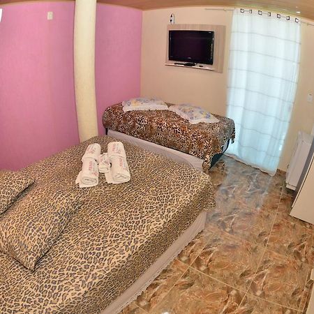 Pousada Familia Flores Penha  Zewnętrze zdjęcie
