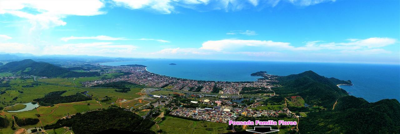 Pousada Familia Flores Penha  Zewnętrze zdjęcie