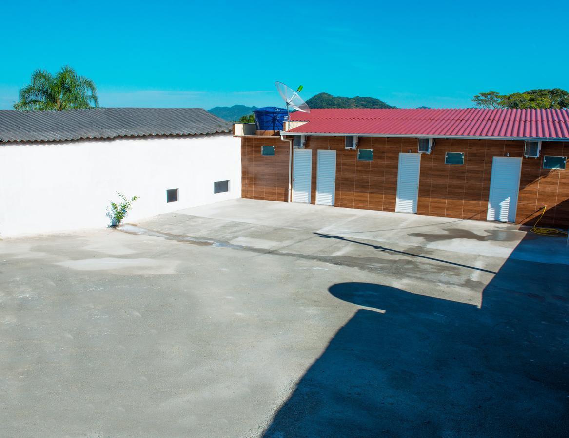 Pousada Familia Flores Penha  Zewnętrze zdjęcie